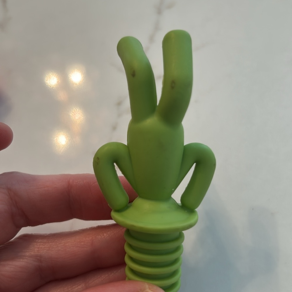Two funny wine corks great wine bottle stoppers! New - Picture 4 of 4